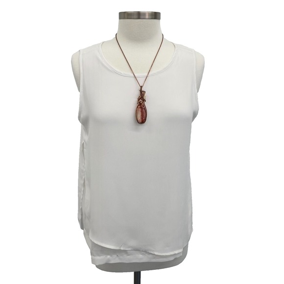 Chico's Womens S White Sleeveless Blouse Layered Hem Tank Top Office Workwear - Picture 3 of 13